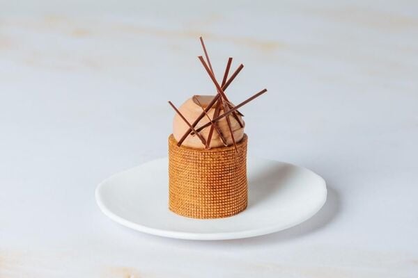 پاری برست با گردوی پکان