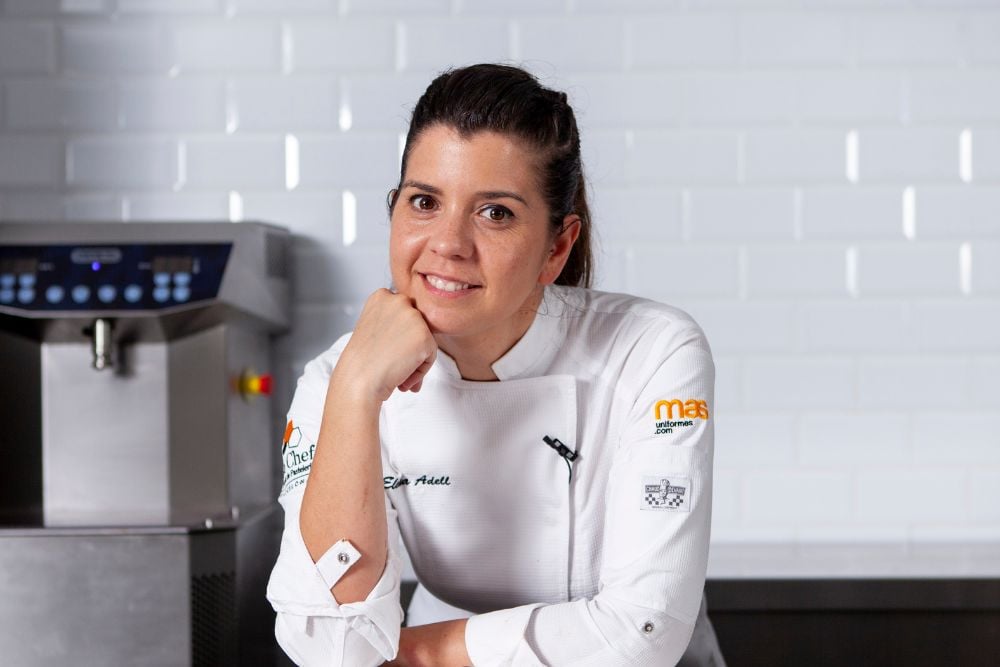 النا آدل (Elena Adell)